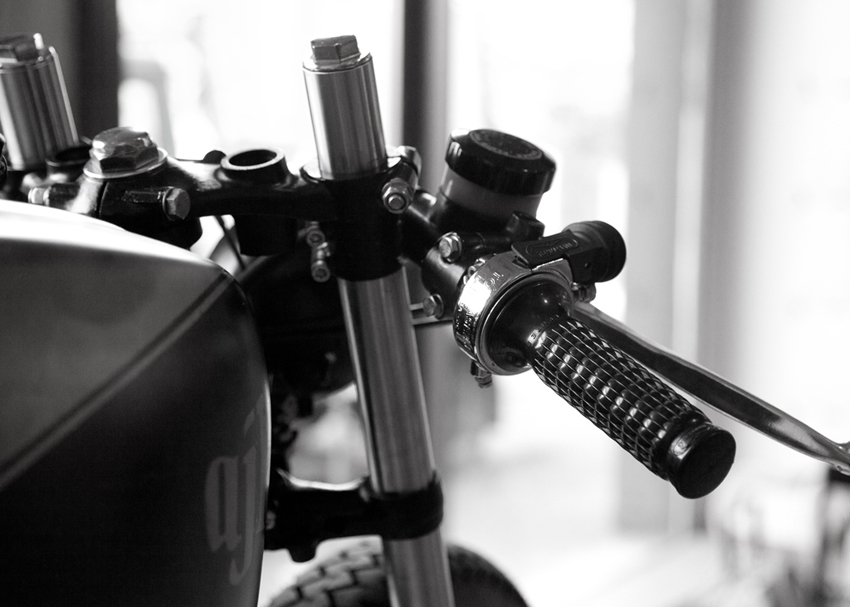 anvil_motociclette_AJK_Honda_cb_twin_02